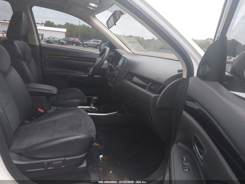JA4AD3A30KZ051798 2019 MITSUBISHI OUTLANDER photo no. 5