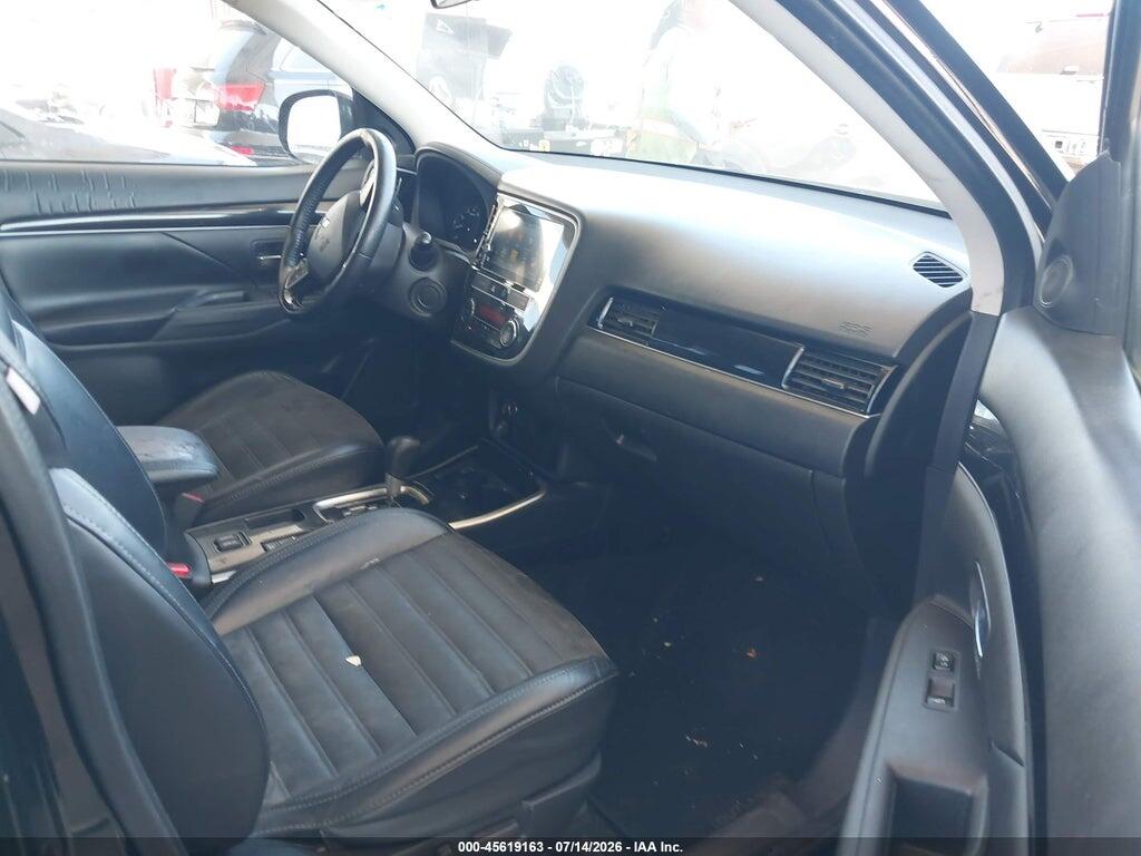 JA4AD3A36KZ045374 2019 MITSUBISHI OUTLANDER photo no. 5