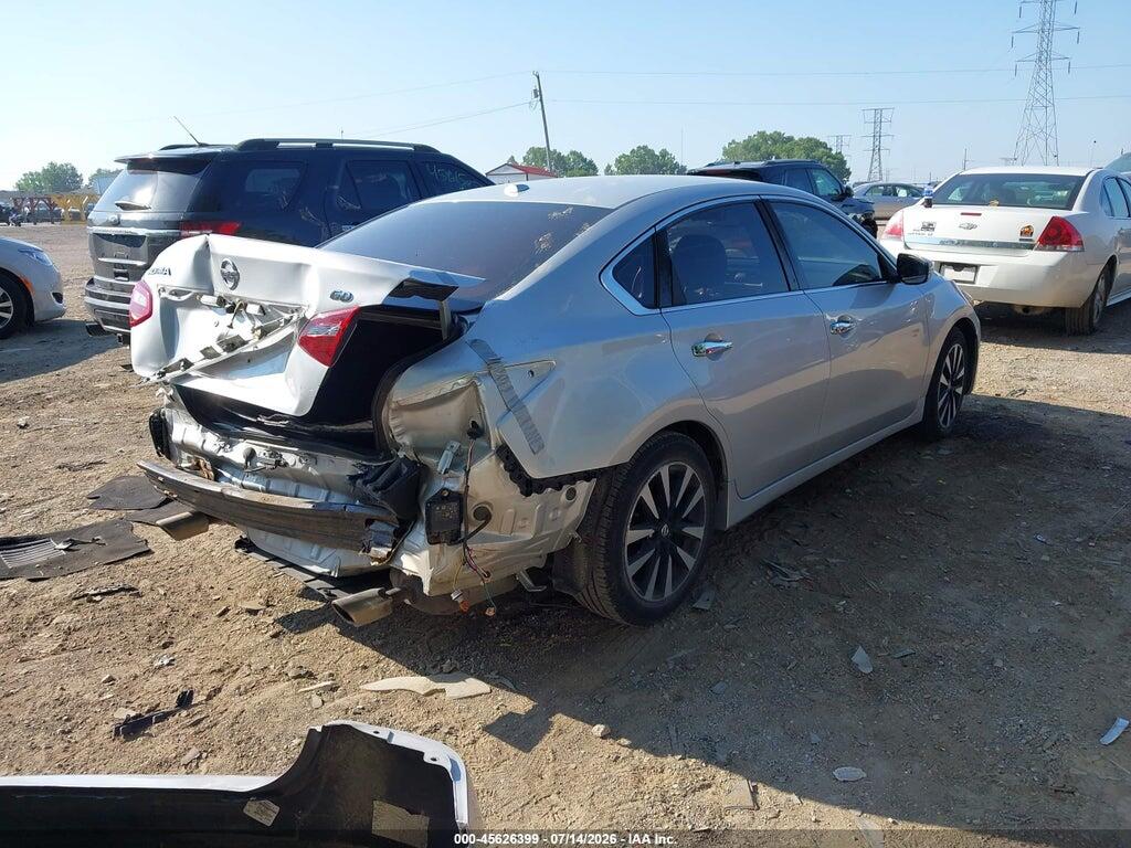 1N4AL3AP1JC140072 2018 NISSAN ALTIMA photo no. 4