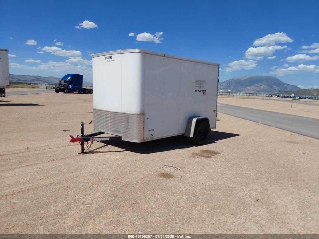 53BLTEA13LT027576 2020 LGS ENCLOSED TRAILER photo no. 2