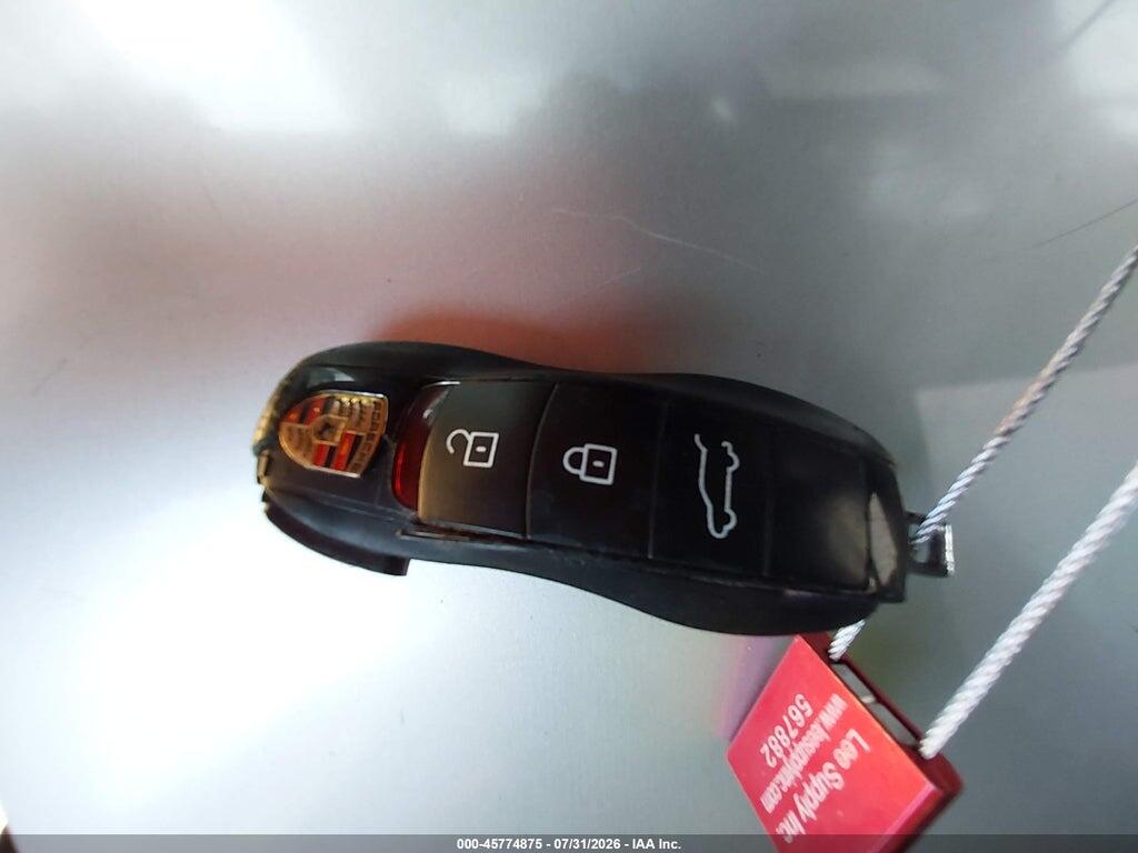 WP1AA2A59LLB00865 2020 PORSCHE MACAN photo no. 11