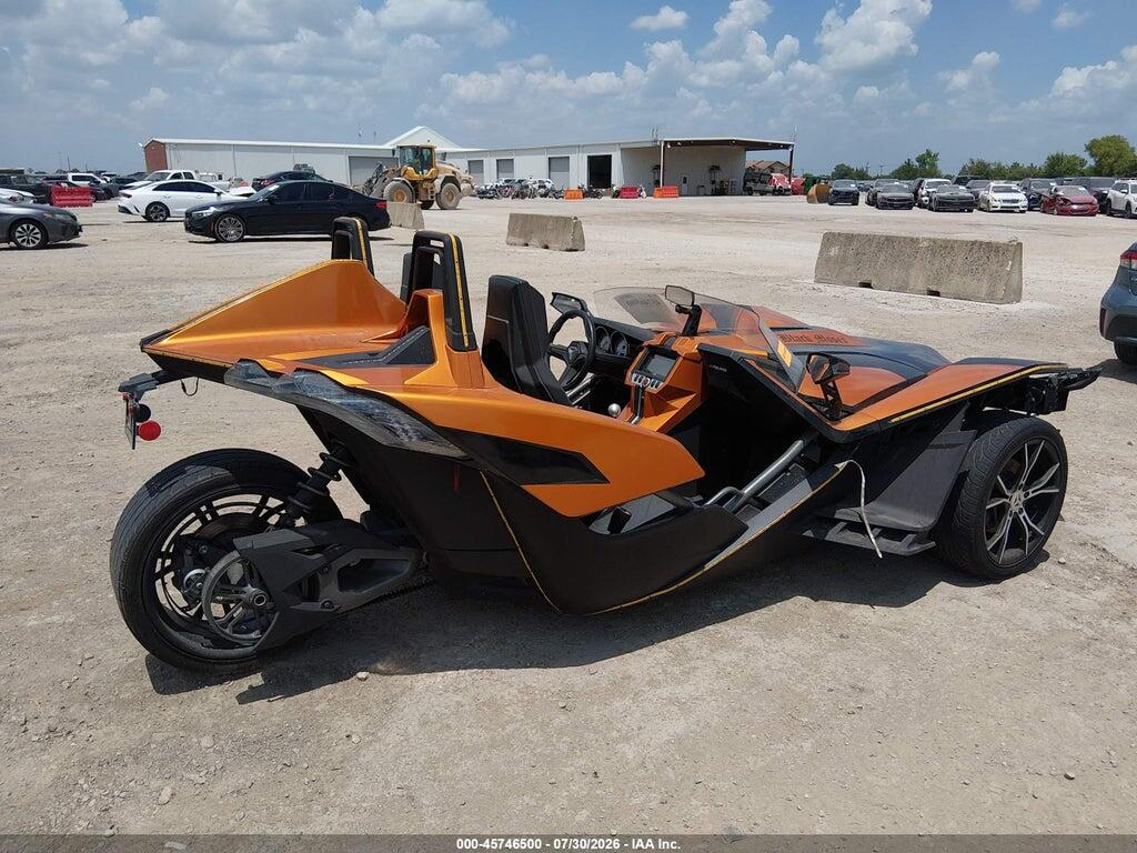 57XAAPFA0F5100600 2015 POLARIS SLINGSHOT photo no. 4