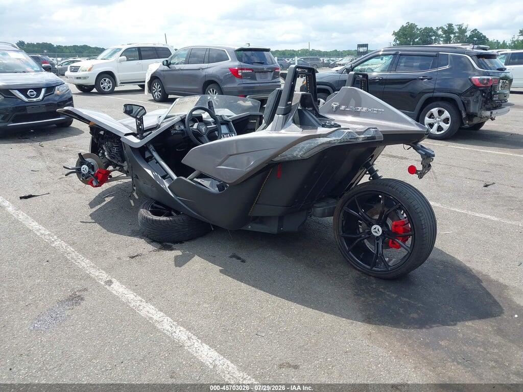 57XAASFA4F5103177 2015 POLARIS SLINGSHOT photo no. 3