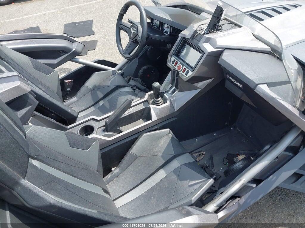 57XAASFA4F5103177 2015 POLARIS SLINGSHOT photo no. 5