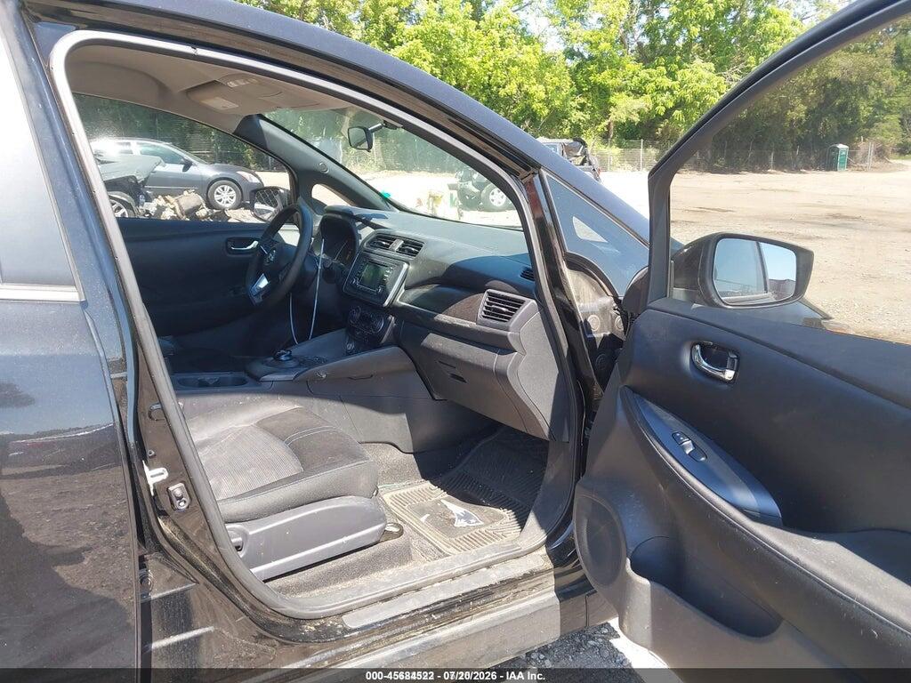 1N4AZ1CP0JC300779 2018 NISSAN LEAF photo no. 5
