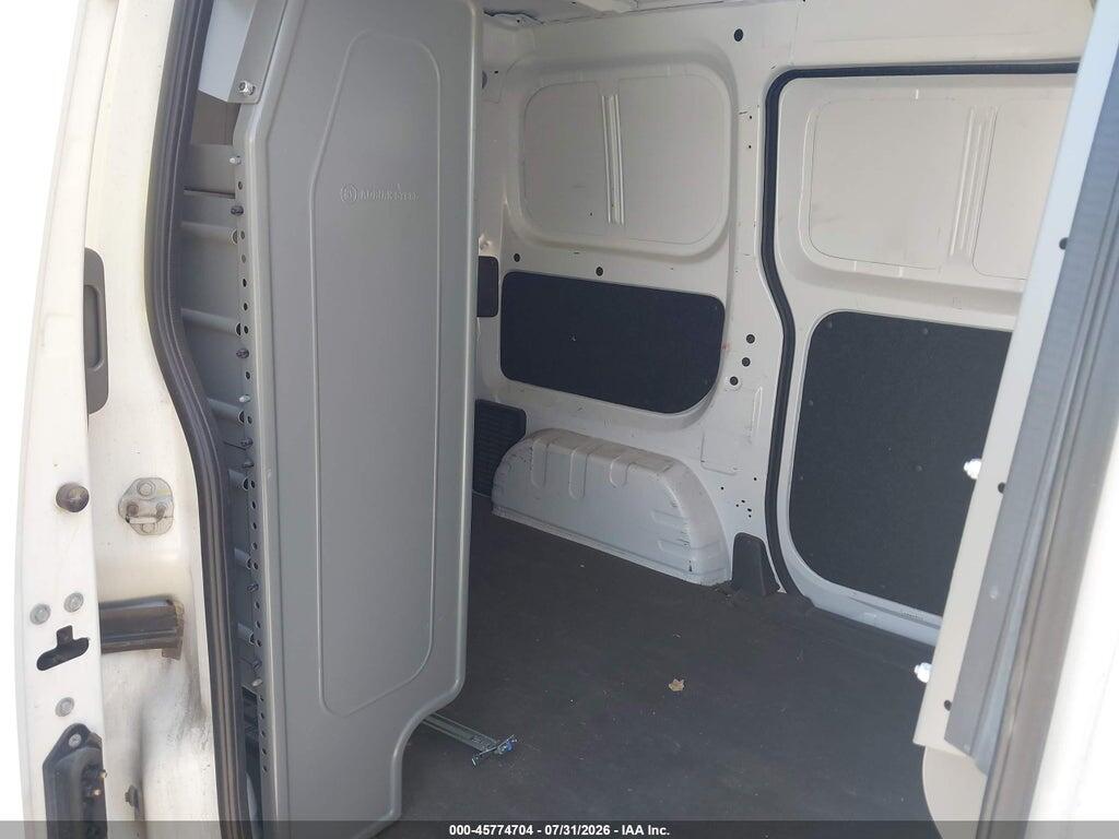 3N6CM0KN2JK699780 2018 NISSAN NV200 photo no. 8