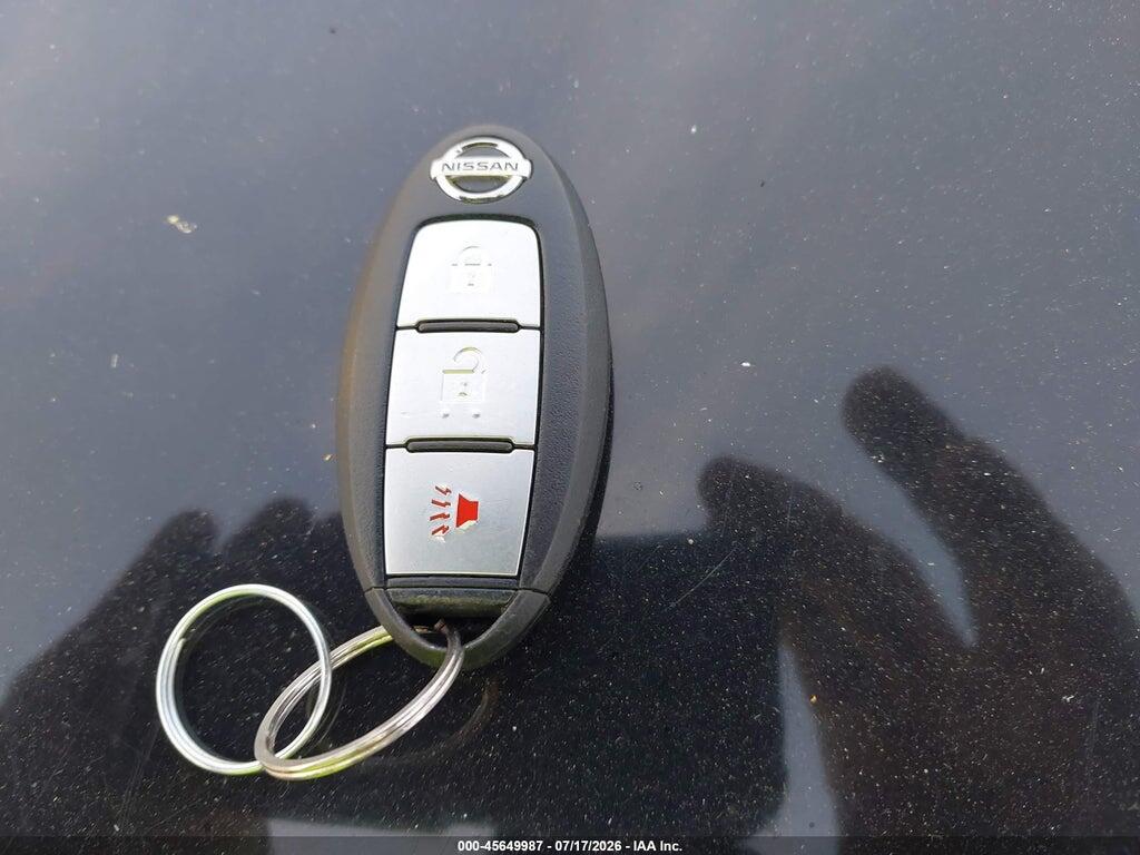 KNMAT2MTXJP503670 2018 NISSAN ROGUE photo no. 11