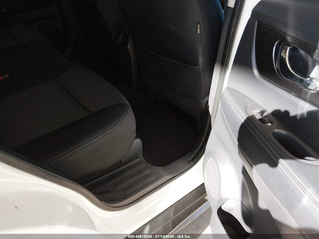 KNMAT2MT6JP570492 2018 NISSAN ROGUE photo no. 8