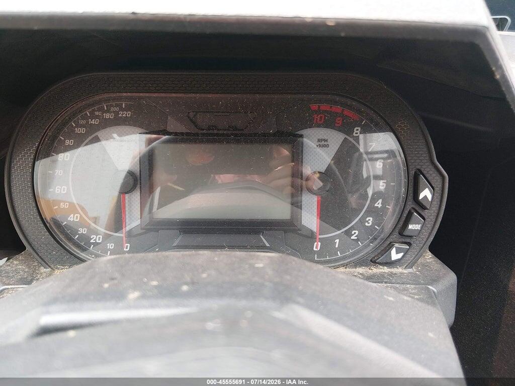 57XAAPHD2L8137309 2020 POLARIS SLINGSHOT photo no. 7