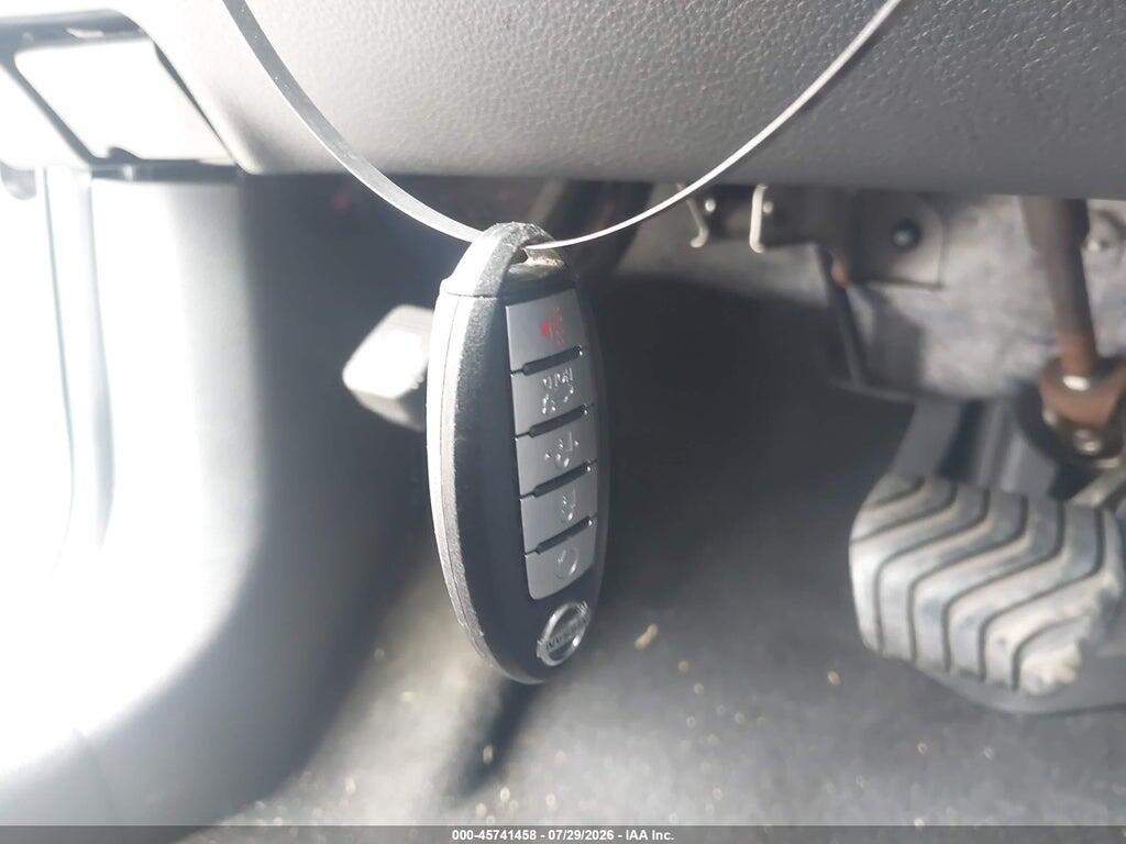 KNMAT2MT5JP578860 2018 NISSAN ROGUE photo no. 11