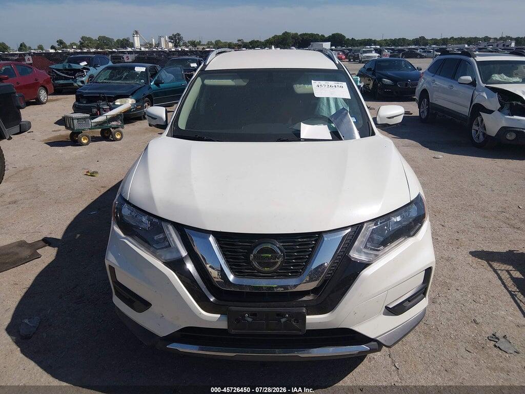 KNMAT2MT6JP585929 2018 NISSAN ROGUE photo no. 11