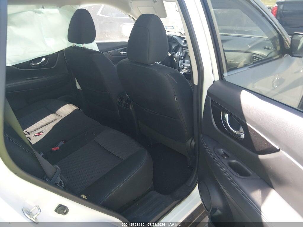 KNMAT2MT6JP585929 2018 NISSAN ROGUE photo no. 8