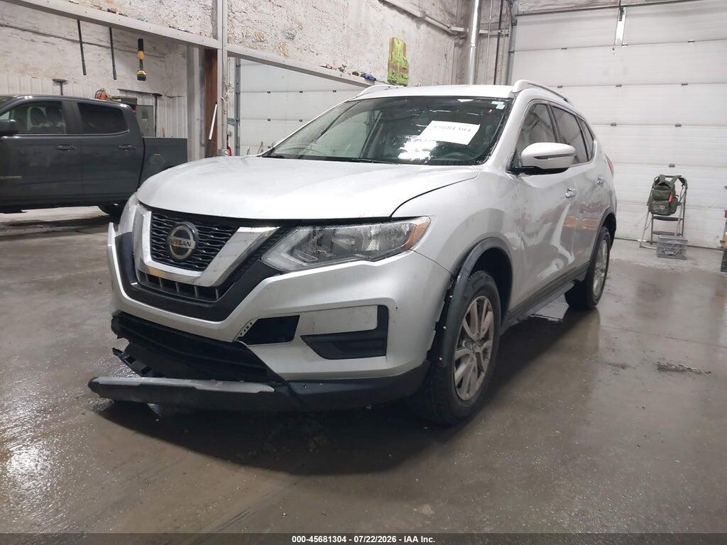 KNMAT2MVXJP523709 2018 NISSAN ROGUE photo no. 2