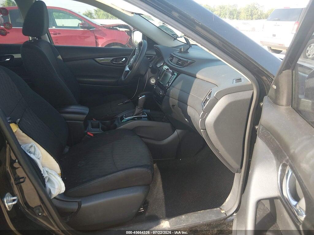 5N1AT2MT2JC748014 2018 NISSAN ROGUE photo no. 5