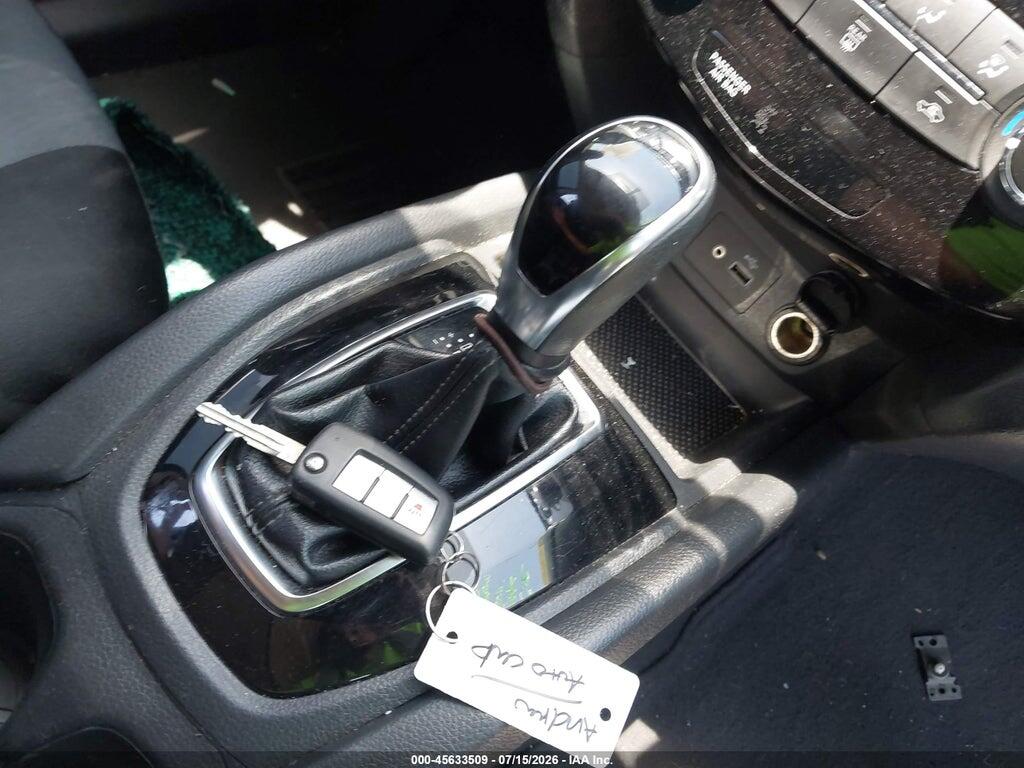 KNMAT2MV4JP522135 2018 NISSAN ROGUE photo no. 11