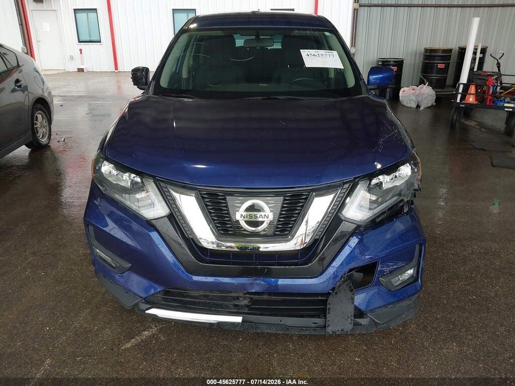 KNMAT2MT4JP556591 2018 NISSAN ROGUE photo no. 12