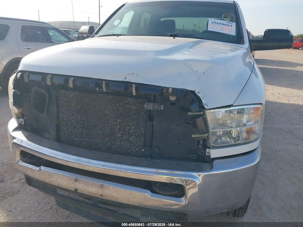 3C63R3GL1FG561517 2015 RAM 3500 photo no. 11