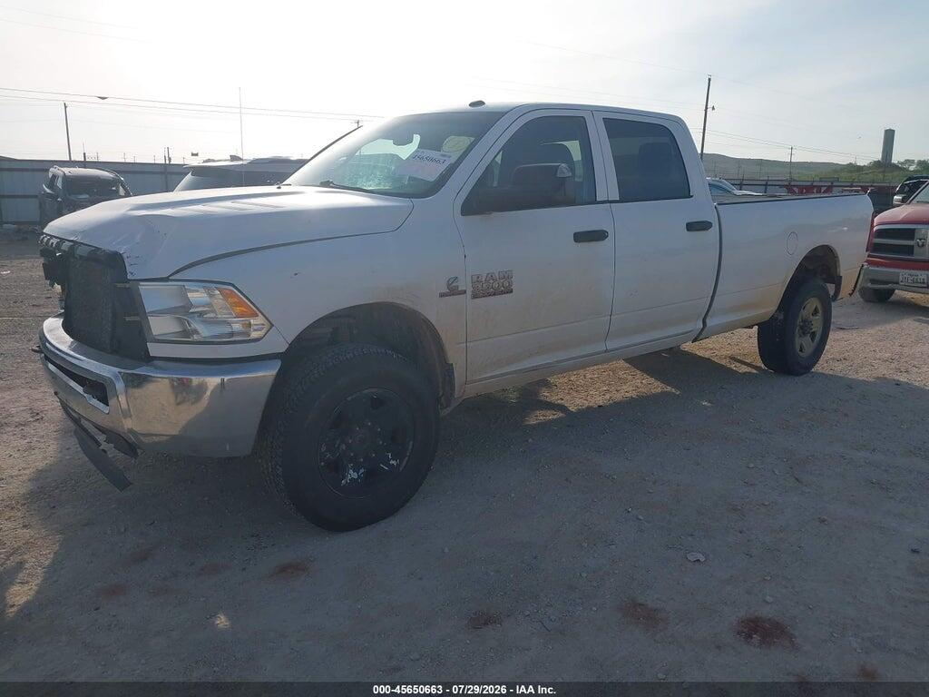3C63R3GL1FG561517 2015 RAM 3500 photo no. 2