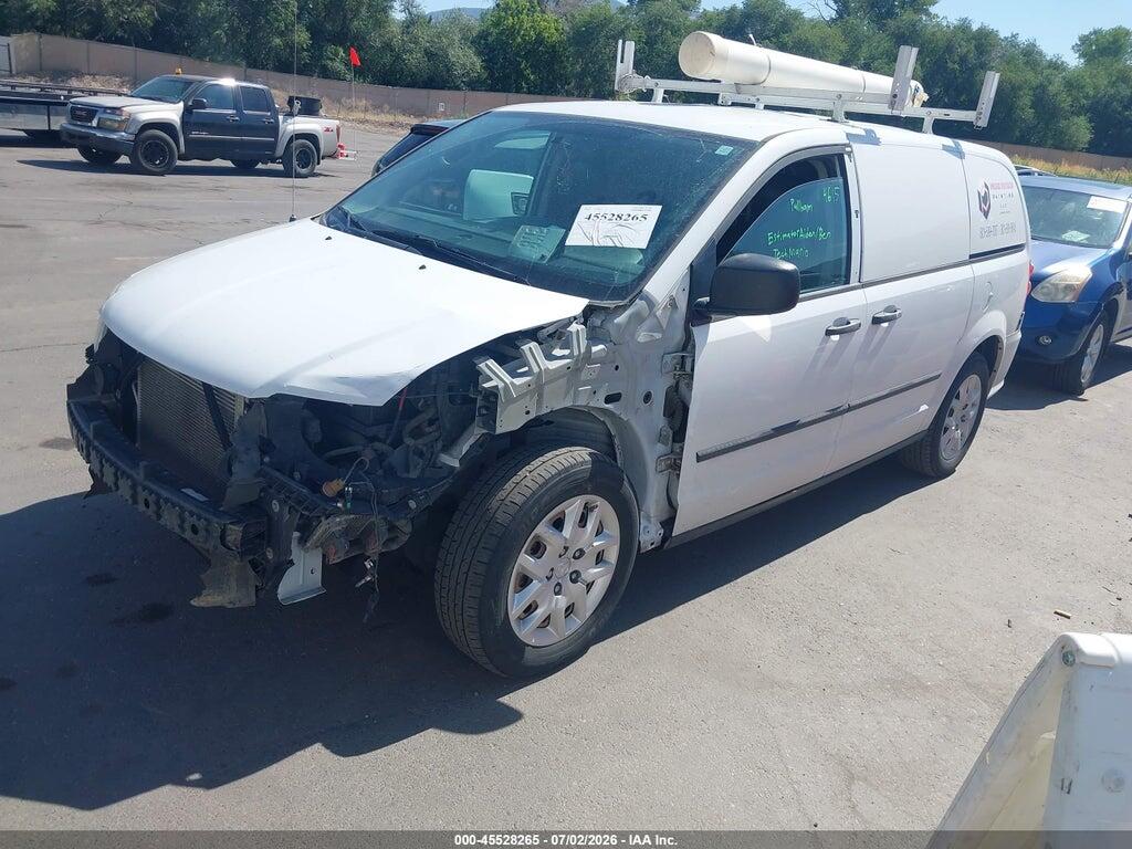 2C4JRGAG1FR682058 2015 RAM CARGO photo no. 2