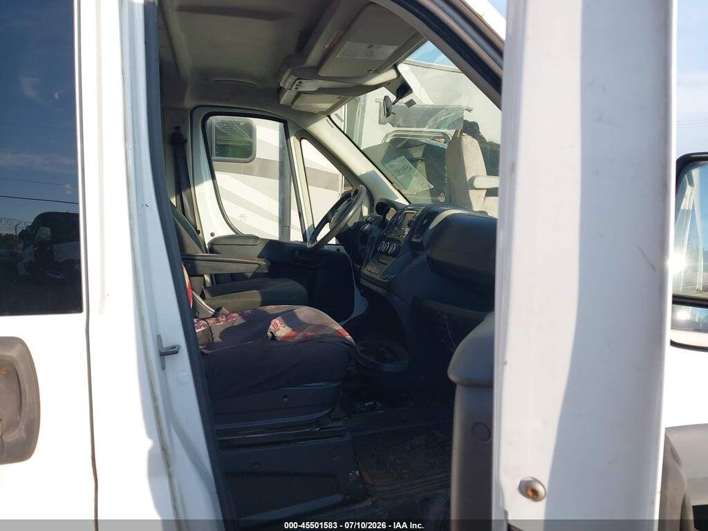 3C6TRVCG8FE504702 2015 RAM PROMASTER 2500 photo no. 5