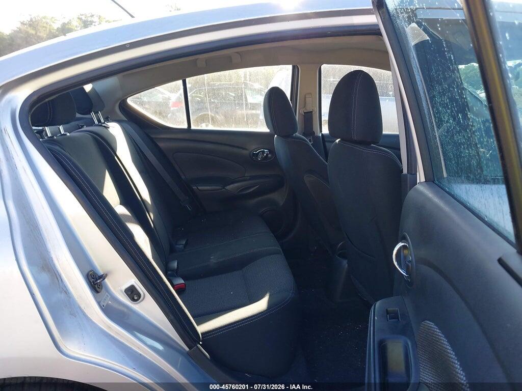 3N1CN7AP7JK437459 2018 NISSAN VERSA photo no. 8