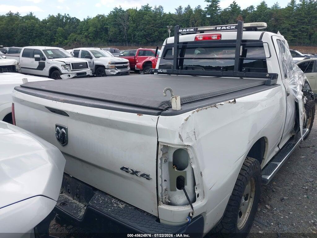 1C6RR7FG9LS130109 2020 RAM 1500 CLASSIC photo no. 4