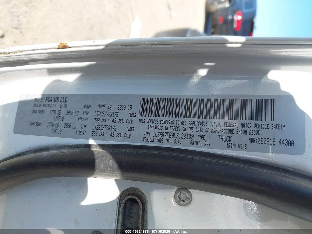 1C6RR7FG9LS130109 2020 RAM 1500 CLASSIC photo no. 9