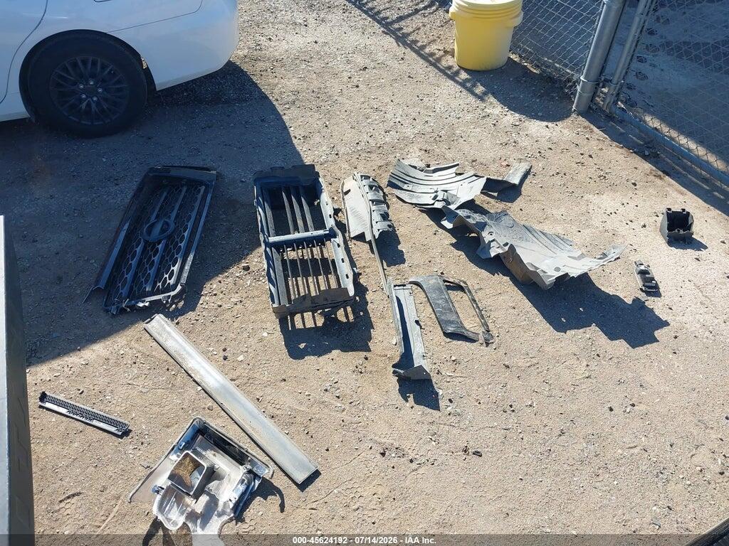 1N6AA1E51KN528337 2019 NISSAN TITAN photo no. 11