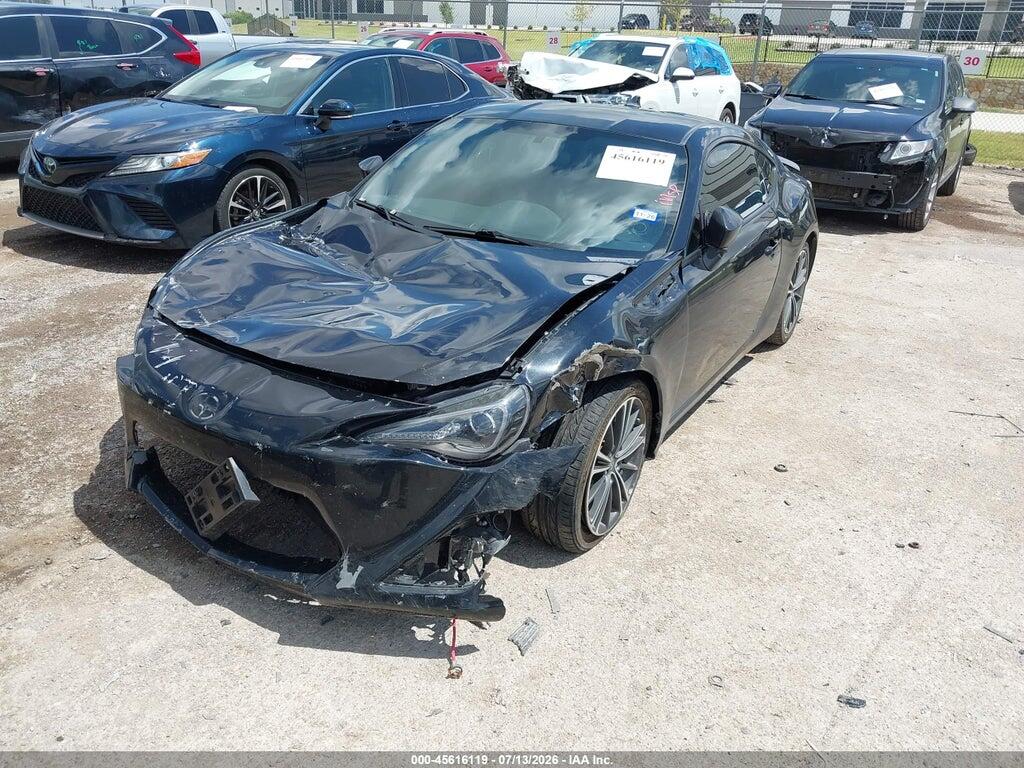 JF1ZNAA19F8713873 2015 SCION FR-S photo no. 2