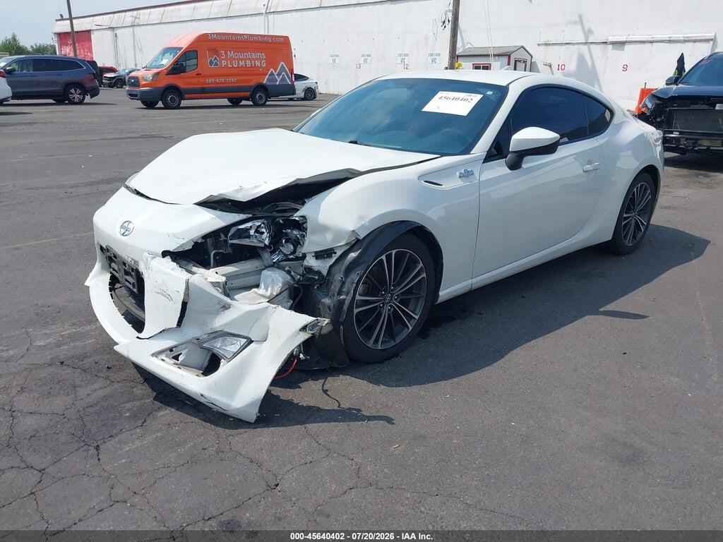 JF1ZNAA17F8713192 2015 SCION FR-S photo no. 2