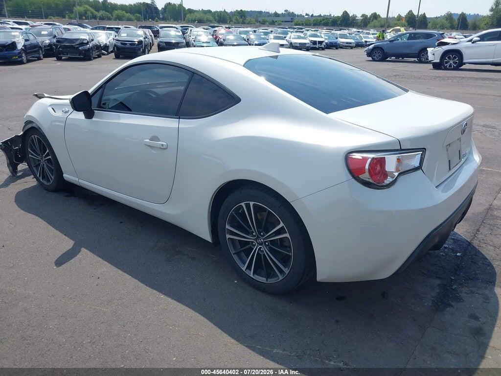 JF1ZNAA17F8713192 2015 SCION FR-S photo no. 3