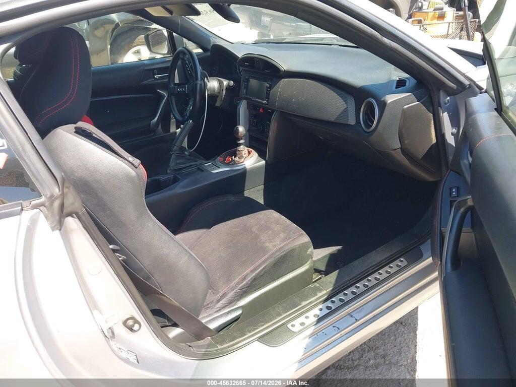 JF1ZNAA12F9702644 2015 SCION FR-S photo no. 5