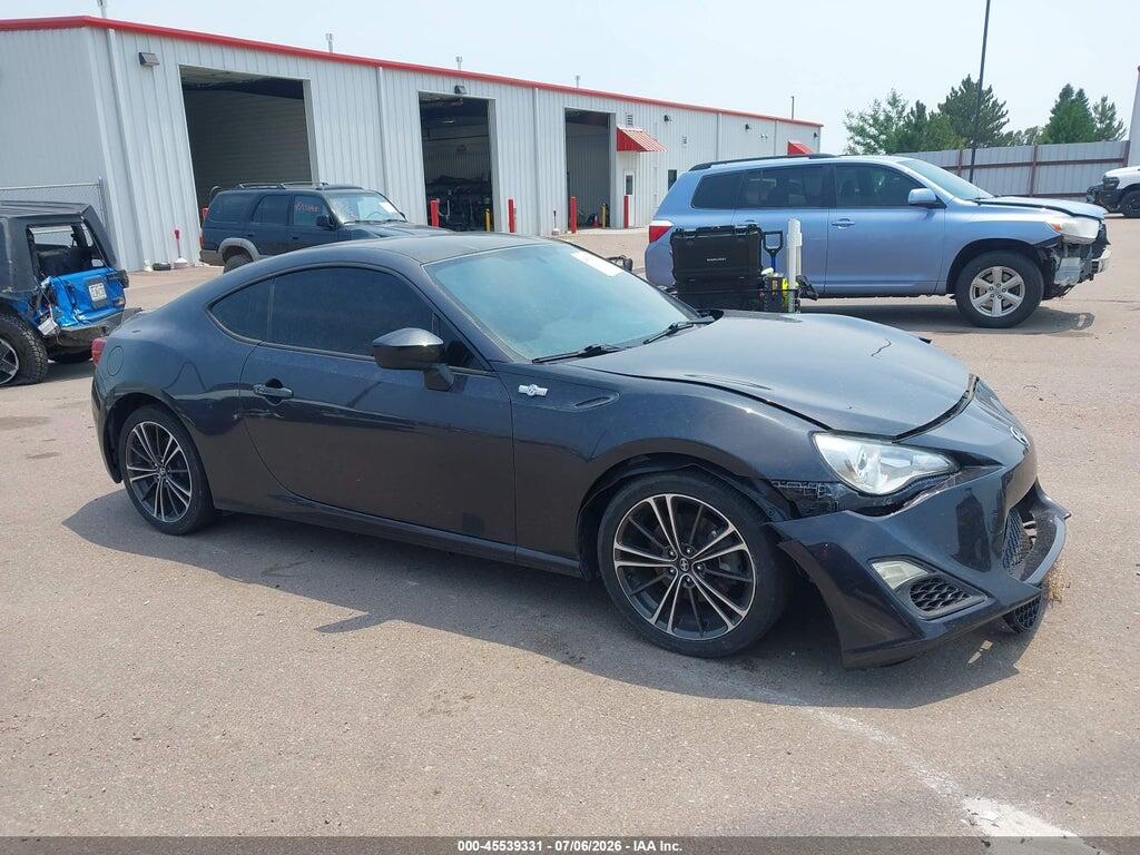 JF1ZNAA18F9702700 2015 SCION FR-S photo no. 1
