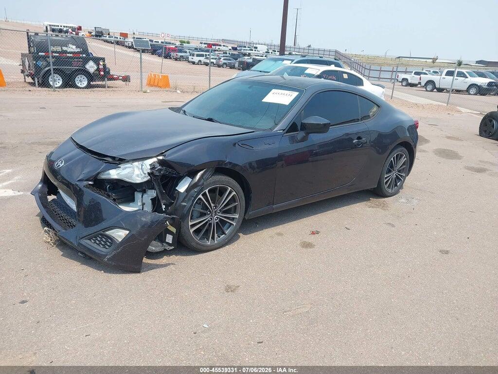JF1ZNAA18F9702700 2015 SCION FR-S photo no. 2