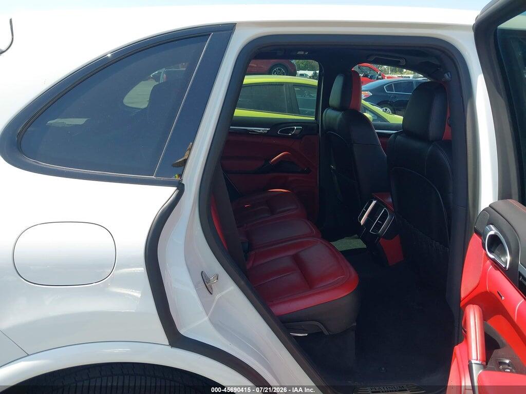 WP1AA2A21JKA02888 2018 PORSCHE CAYENNE photo no. 8