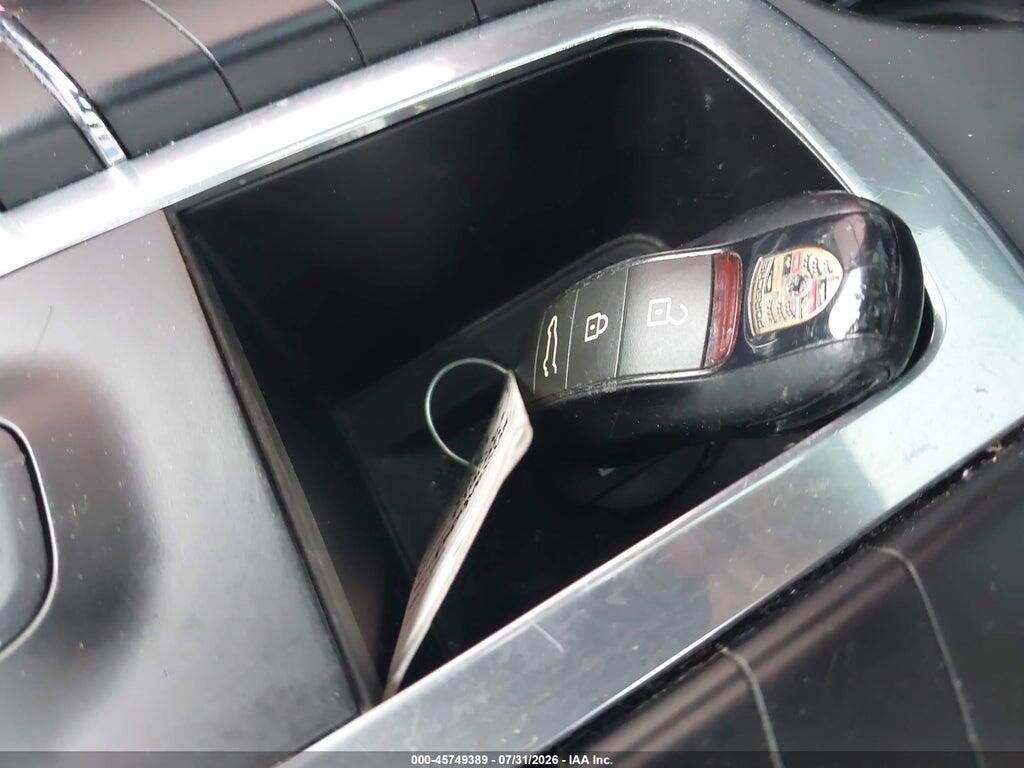 WP1AA2A53JLB04875 2018 PORSCHE MACAN photo no. 11