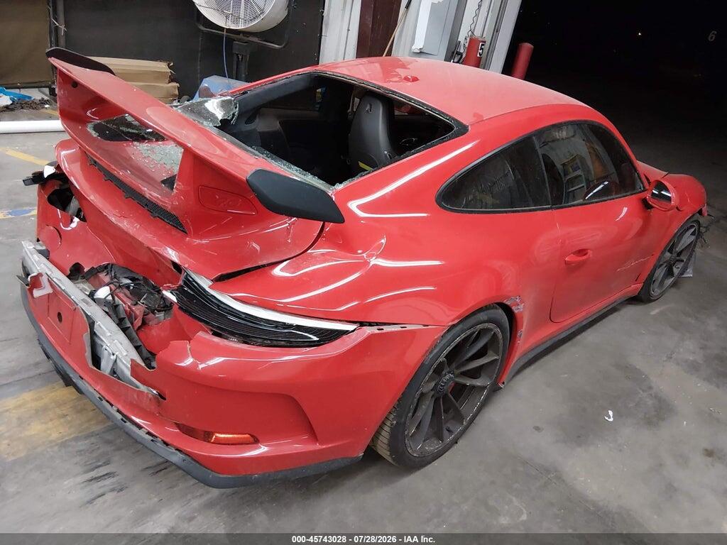 WP0AC2A96JS176061 2018 PORSCHE 911 photo no. 4