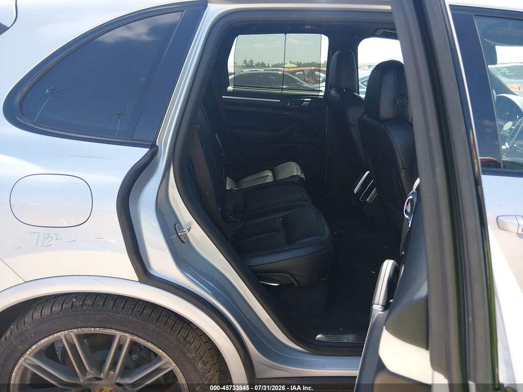 WP1AA2A22JKA05315 2018 PORSCHE CAYENNE photo no. 8