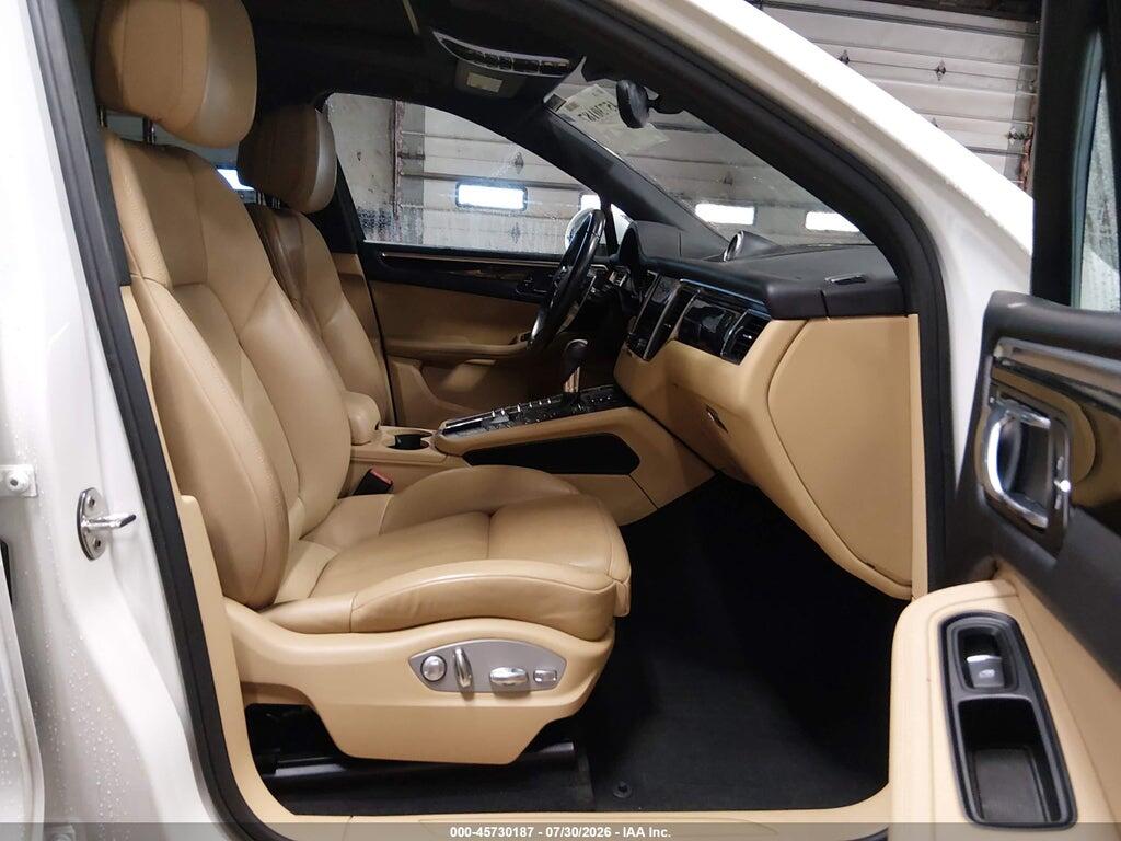 WP1AA2A5XJLB02511 2018 PORSCHE MACAN photo no. 5