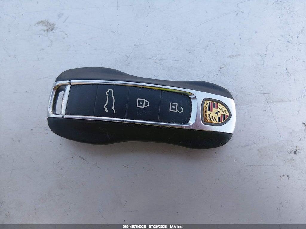 WP1AA2AY3KDA17306 2019 PORSCHE CAYENNE photo no. 11