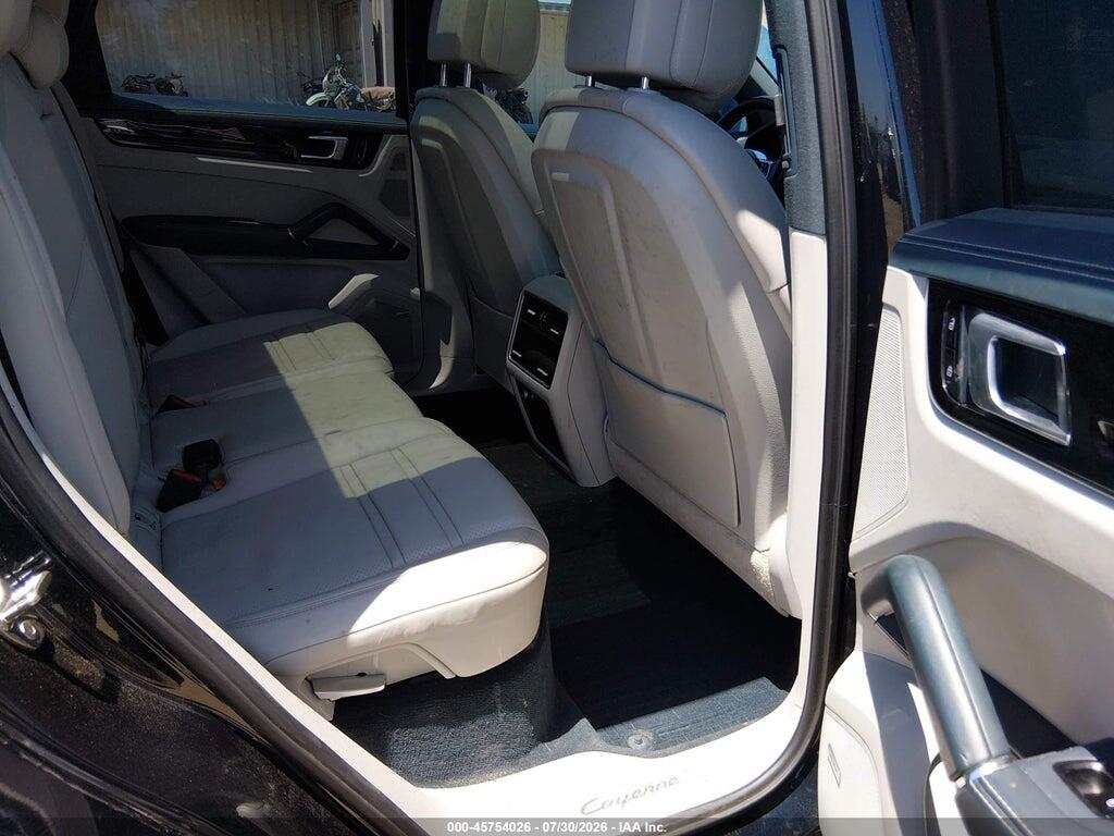 WP1AA2AY3KDA17306 2019 PORSCHE CAYENNE photo no. 8