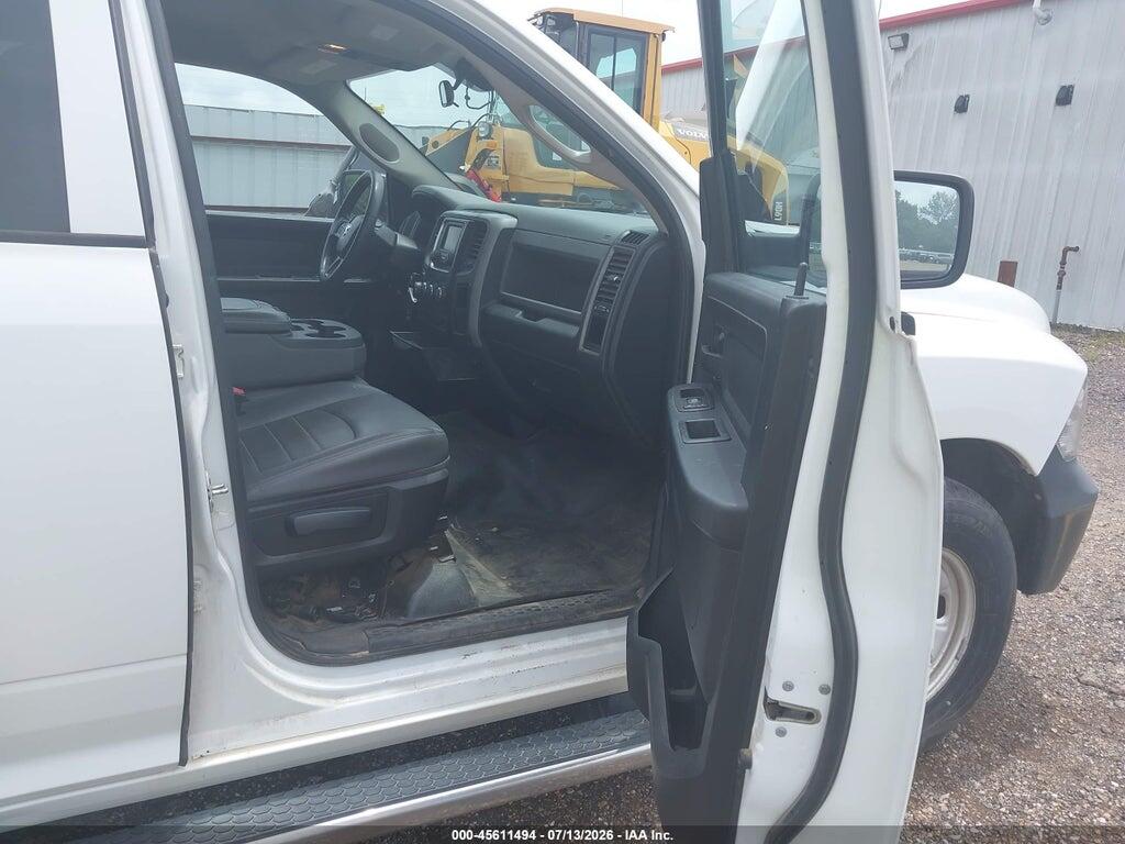 1C6RR6FG2JS303606 2018 RAM 1500 photo no. 5