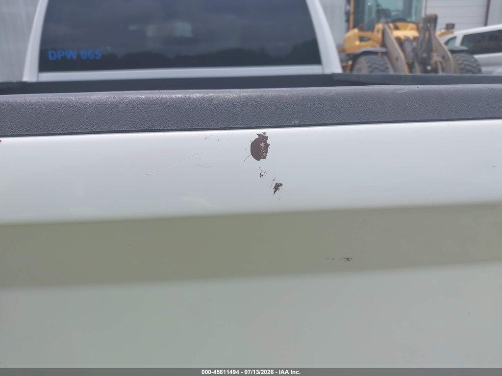 1C6RR6FG2JS303606 2018 RAM 1500 photo no. 6