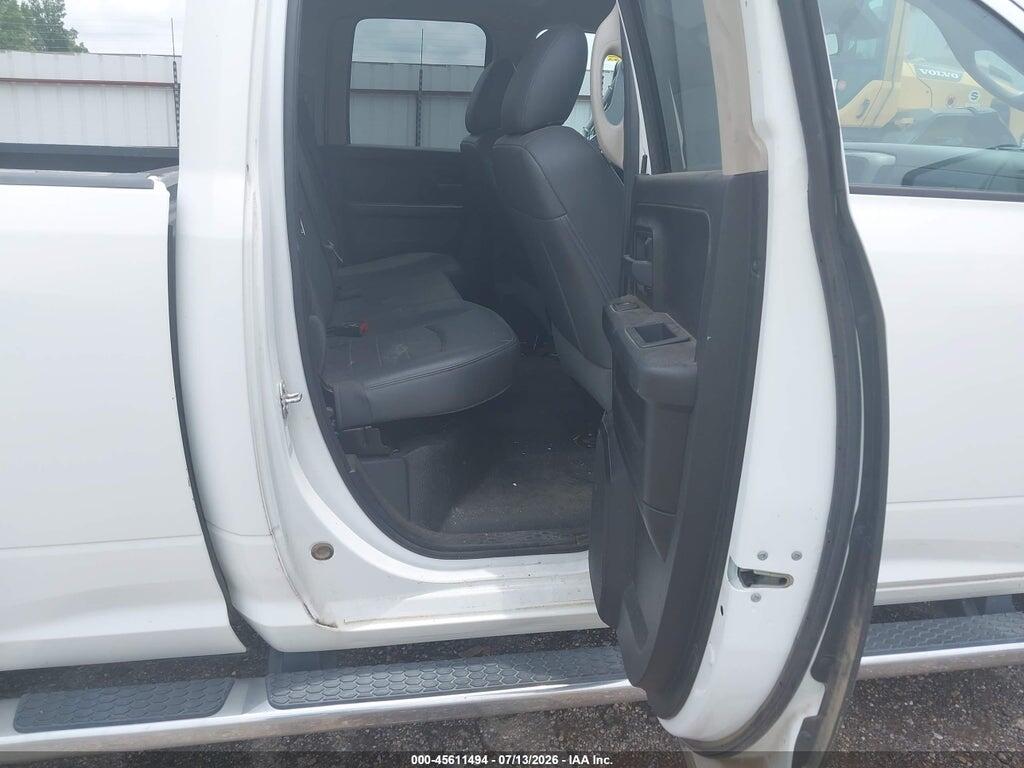 1C6RR6FG2JS303606 2018 RAM 1500 photo no. 8