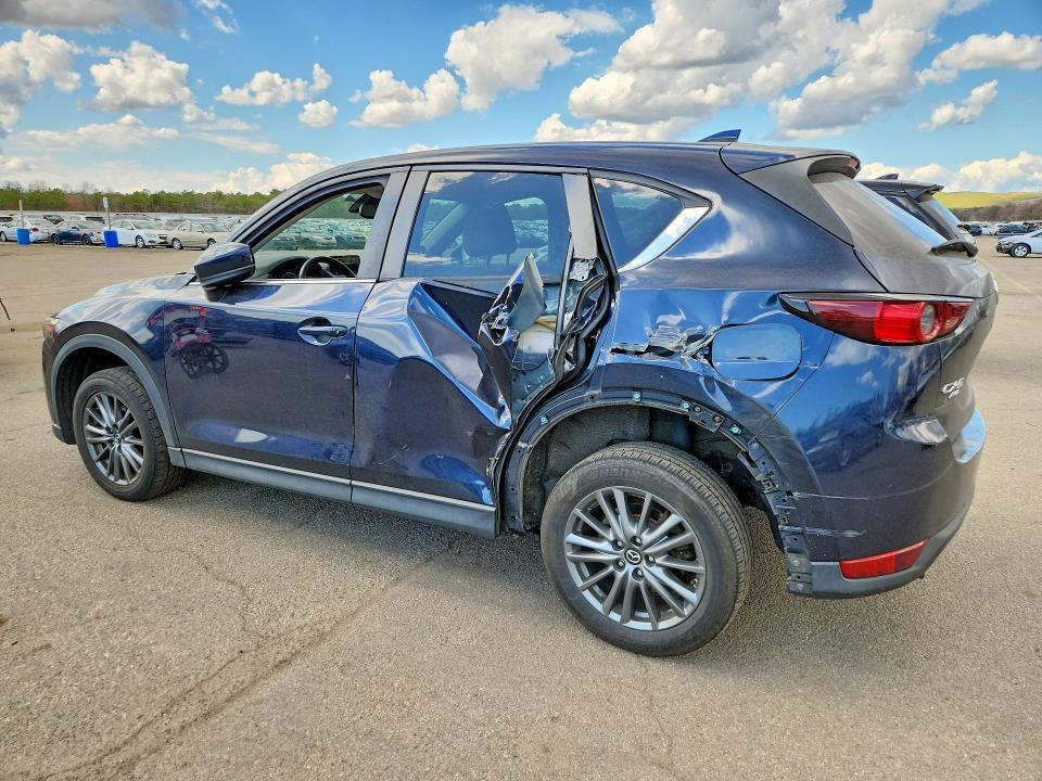 2017 MAZDA CX-5 TOURING — Фото 2 из 13