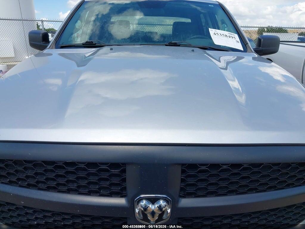1C6RR6KG3JS303622 2018 RAM 1500 photo no. 6