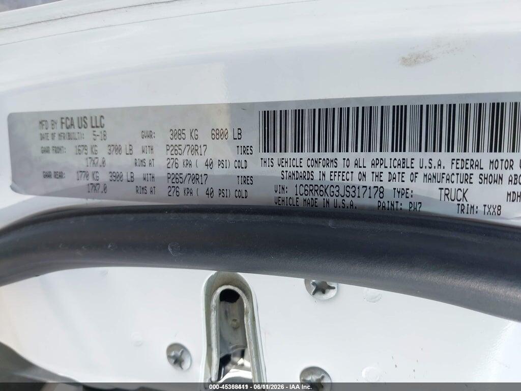 1C6RR6KG3JS317178 2018 RAM 1500 photo no. 9