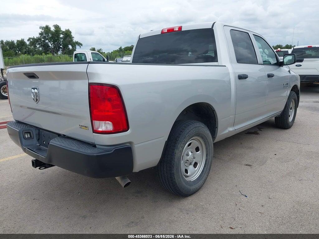 1C6RR6KG7JS303624 2018 RAM 1500 photo no. 4