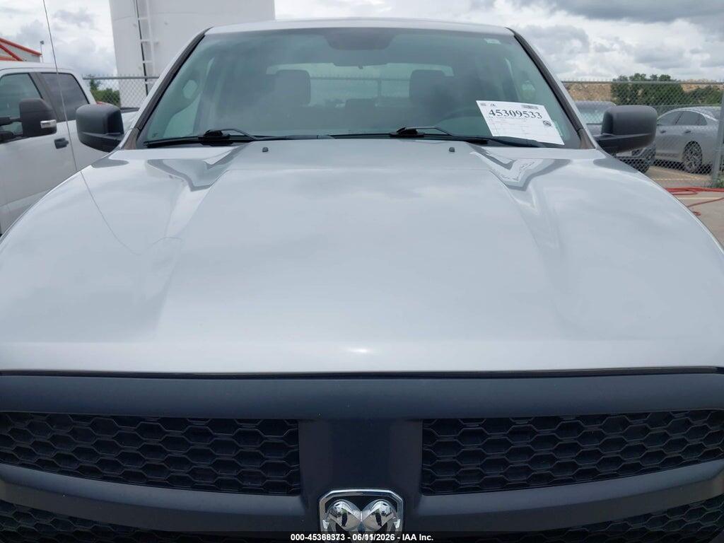 1C6RR6KG7JS303624 2018 RAM 1500 photo no. 6