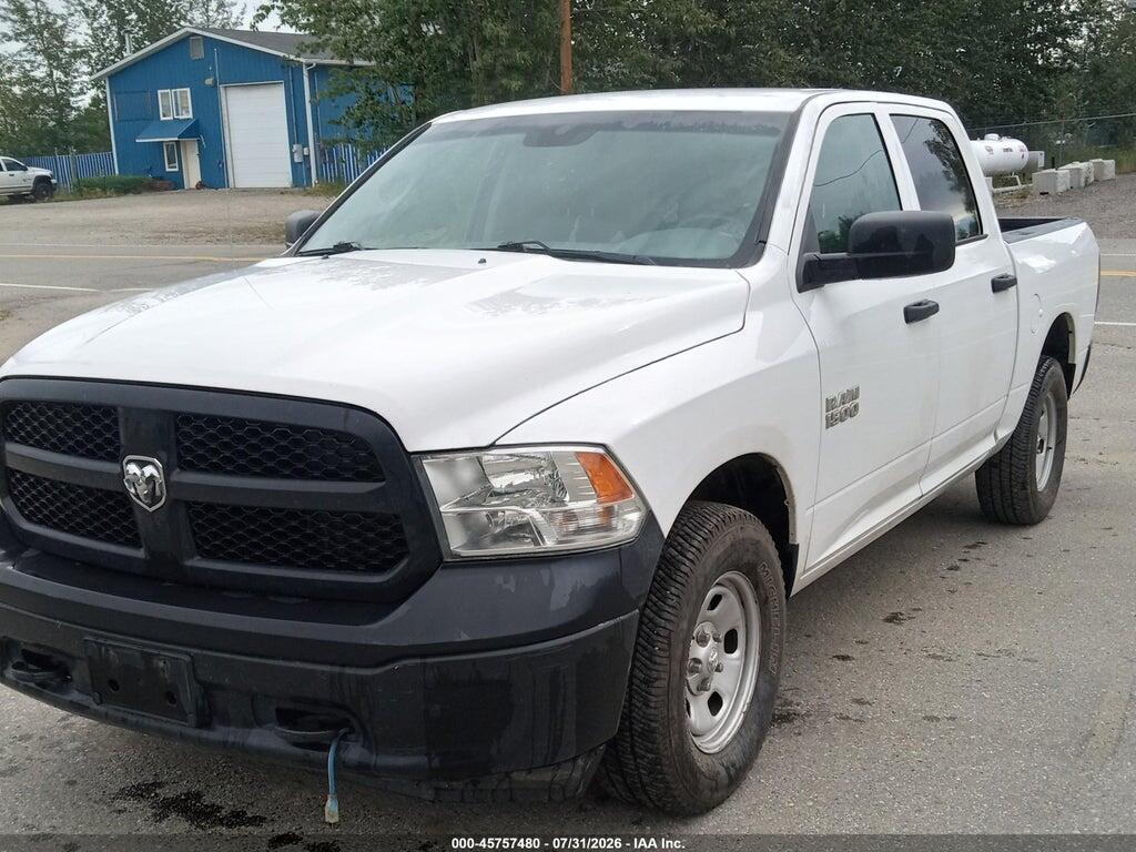 1C6RR7KG7JS294204 2018 RAM 1500 photo no. 2